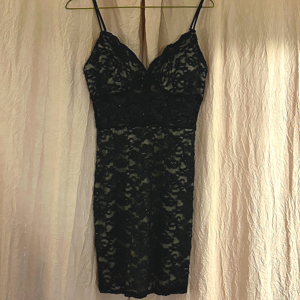 Your Seduction Lace Mini (Black)